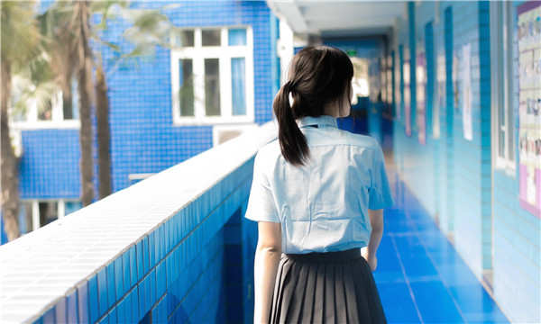 特克斯如何找到一个可以帮助我生孩子的女人？